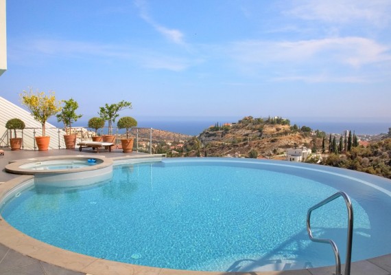 Luxury Sea View Villa Limassol 