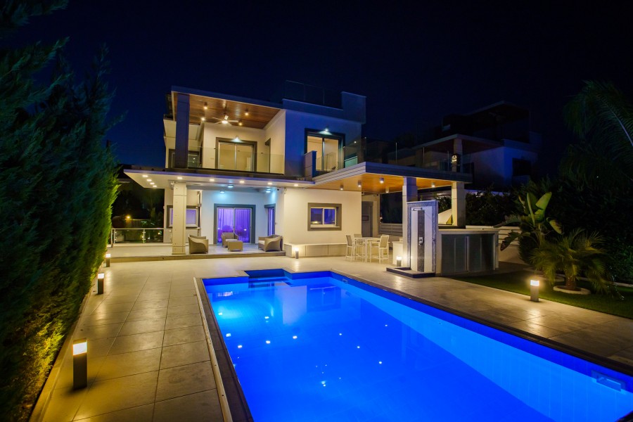 Detached Villa For Sale  in  Limassol