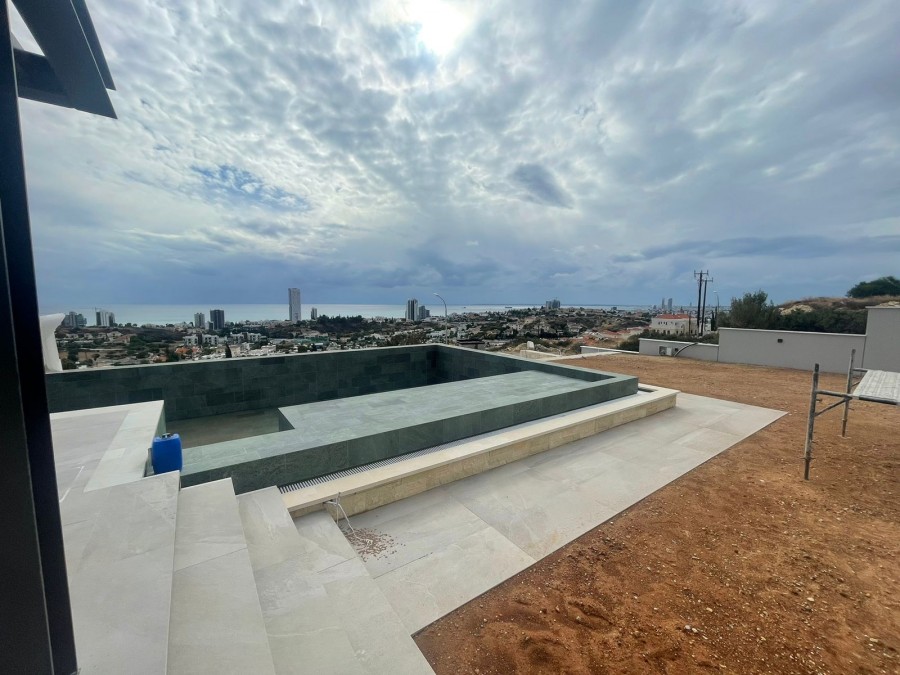 Detached Villa For Sale  in  Mouttagiaka