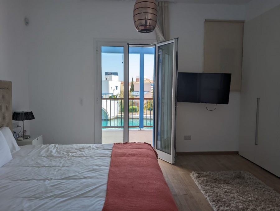 Detached Villa For Sale  in  Select Location