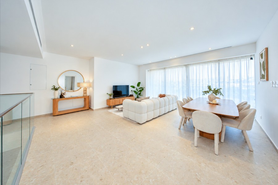 Apartment For Sale  in  Ayios Tychonas