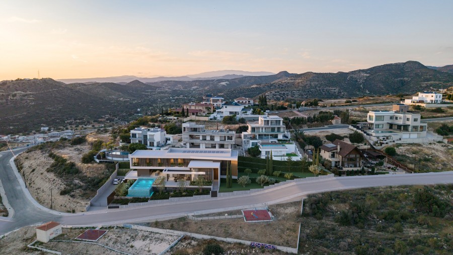 Detached Villa For Sale  in  Panthea